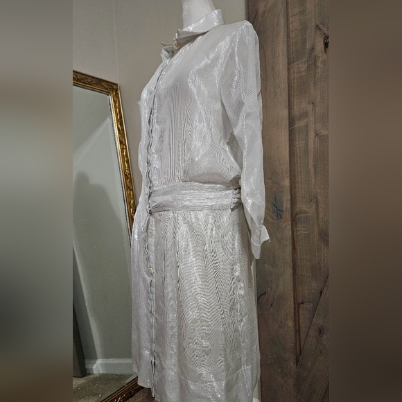 GRETCHEN SCOTT Breezy Blouson Dress- Glinda lurex -silver/white. Size Medium - Picture 11 of 16